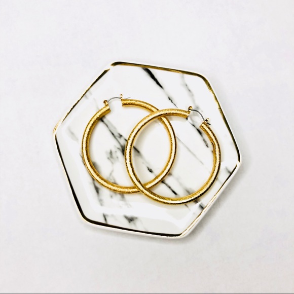 DARLA 14K GOLD FILL HOLLOW TEXTURED HOOP EARRINGS - Picture 2 of 6